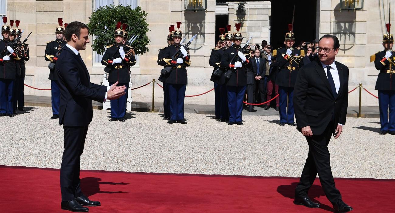 La dernière passation de pouvoir, entre Nicolas Sarkozy et François Hollande, s’est tenue le 15 mai 2012.