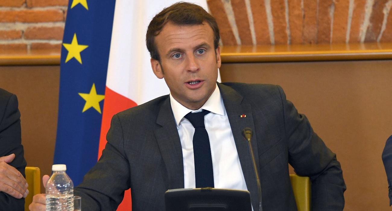 Emmanuel Macron veut «réduire les exigences des normes (de construction) environnementales et sociales»