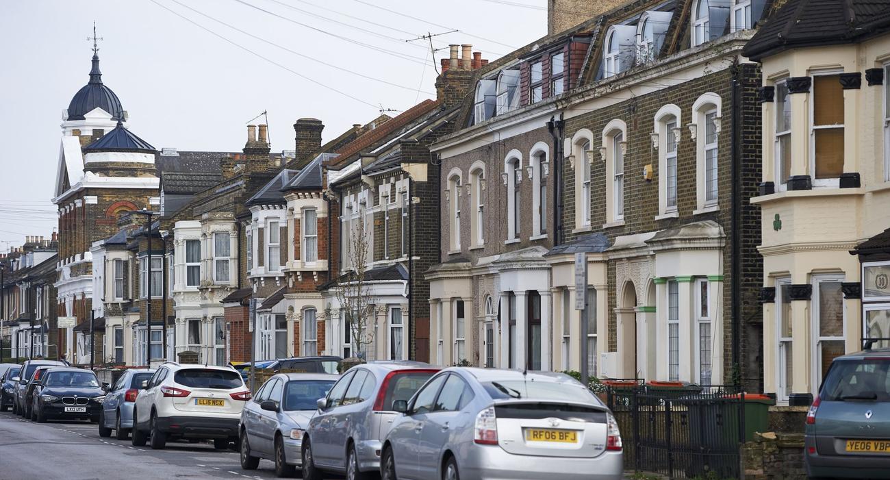 Les prix immobiliers ne flambent plus trop à Londres (ici un quartier résidentiel de l’est de la ville)