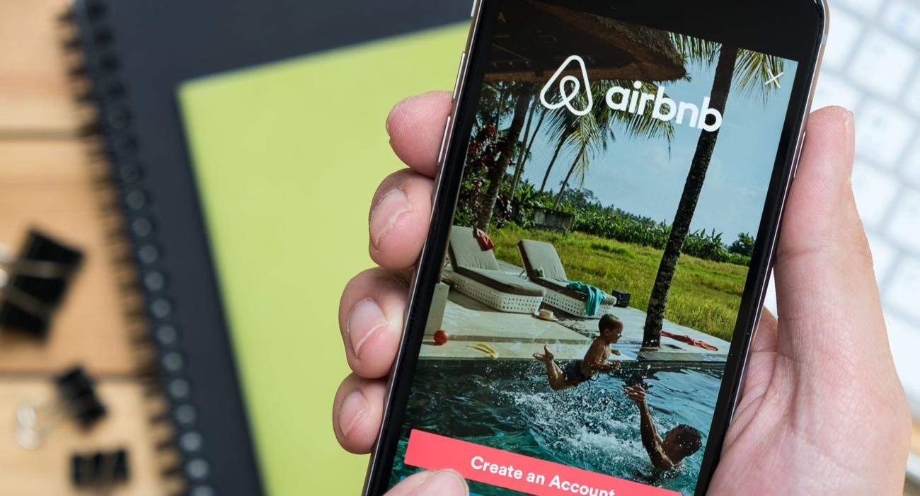 Une capture d’écran de l’application mobile d’Airbnb, photo d’illustration.