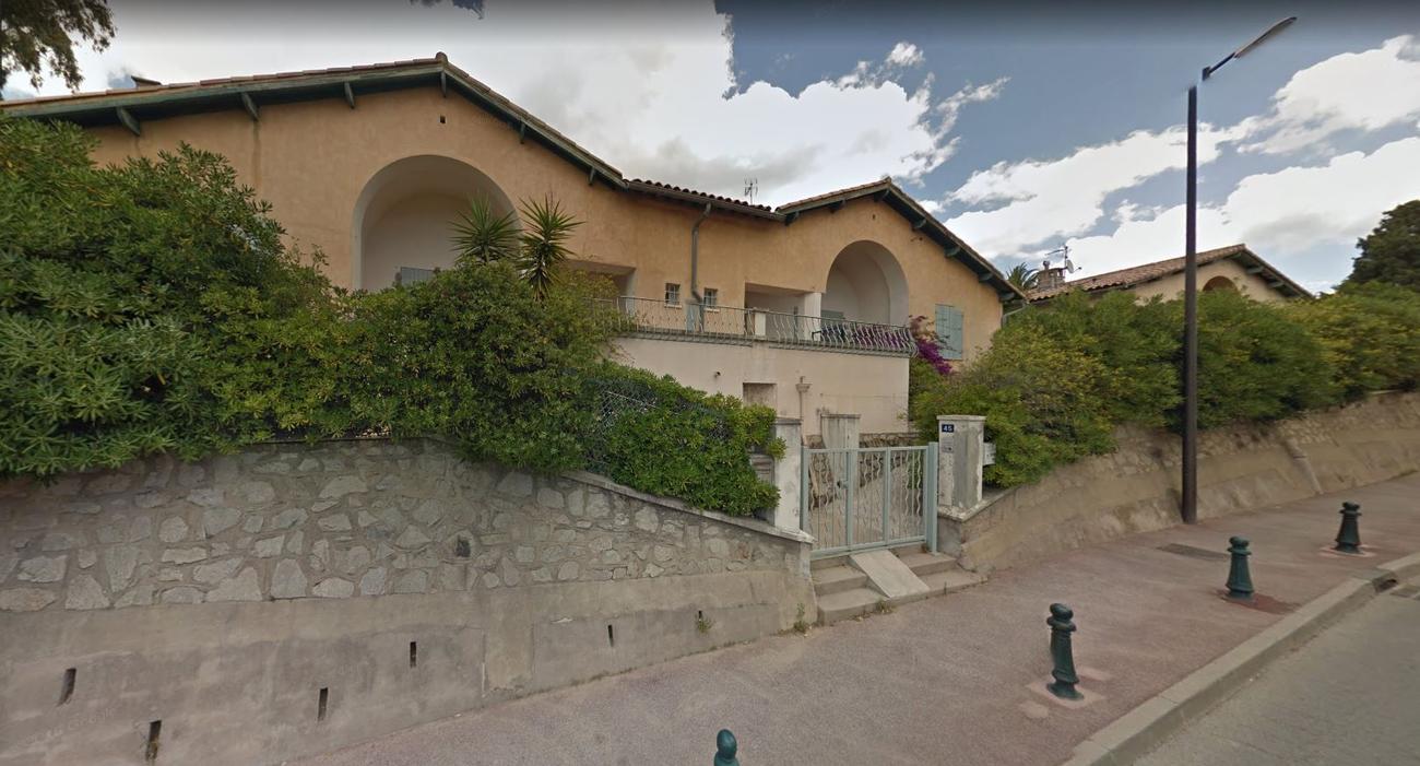 Ces trois villas et leurs terrains achetés 450.000 euros par la commune devaient être revendus pour 8 millions d’euros.