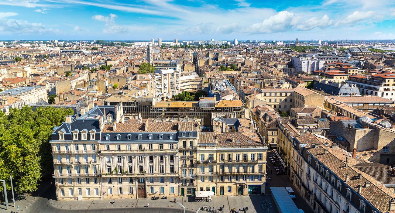 Vue aérienne sur la ville de Bordeaux