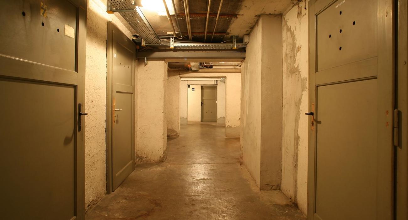 La société intervient notamment dans les caves, les cages d’ascenseur ou les halls d’entrée.