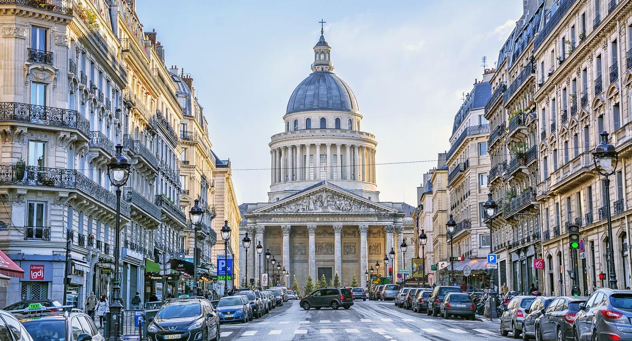 C’est dans le Ve arrondissement de Paris (ici le Quartier Latin) que les propriétaires ont été le plus durement sanctionnés.