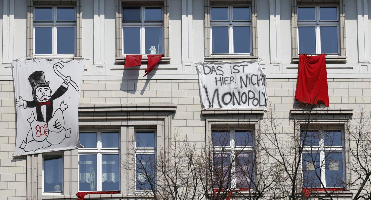 «Ceci n’est pas un Monopoly», peut-on lire sur une banderole de protestation de l’envolée des loyers à Berlin