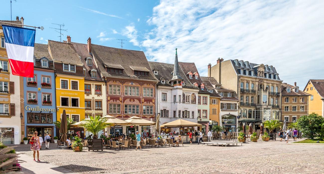 Les villes moyennes (ici, Mulhouse) séduisent par leur qualité de vie et leur prix immobiliers attractifs. Mais leur bassin d’emploi n’est pas toujours dynamique.