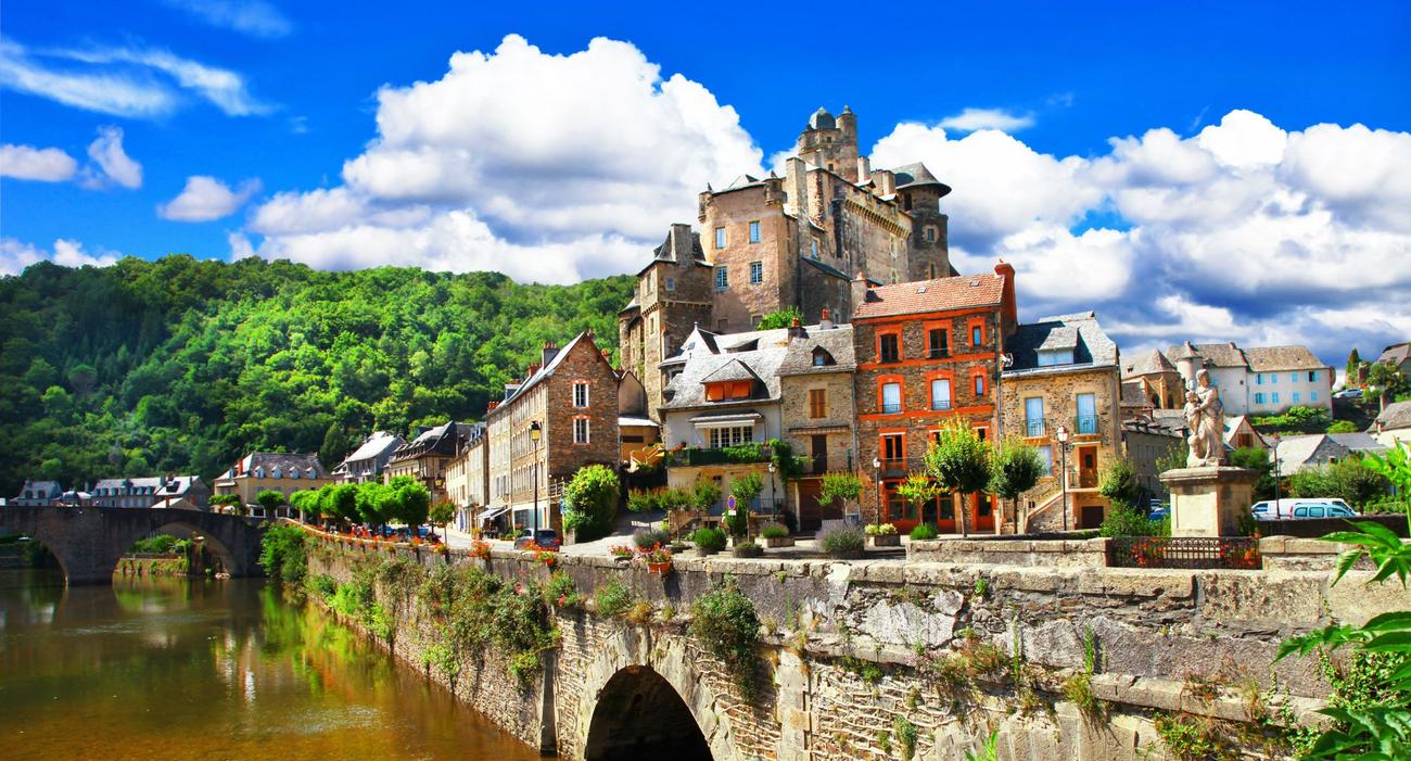 Estaing, dans l’Aveyron, a été classé parmi les plus beaux villages de France