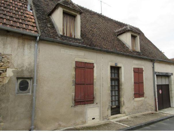 Voilà à quoi ressemble la maison de Saint-Amand-Montrond mise en vente 1 euro