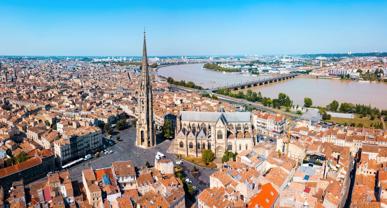 À Bordeaux, la baisse des prix devrait atteindre 5 à 10 % en moyenne, d’ici à l’été prochain.