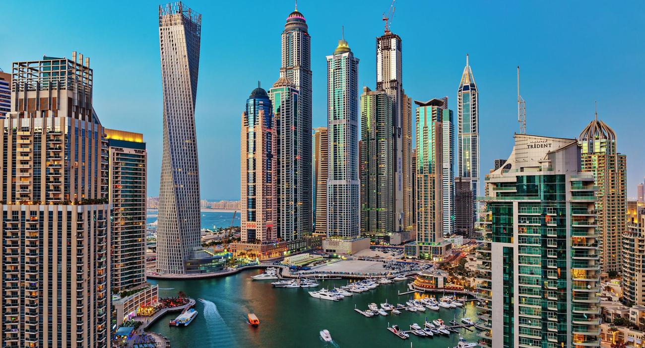 Connue pour son exubérance et sa frénésie, Dubaï attire des acheteurs russes.
