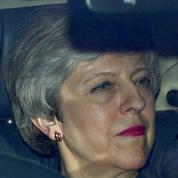 Brexit: pour les conservateurs, Theresa May fait partie du problème