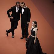 Cannes sous l’objectif: jour 8, Jean Dujardin et Gilles Lellouche admirent l’élégance de Marion Cotillard