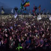 «Tuez la crasse Tory»: le festival de Glastonbury exclut un groupe aux paroles polémiques