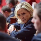 Marine Le Pen tance son parti en vue de la prochaine présidentielle