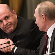 Russie: Poutine forme son nouveau gouvernement, gardant des ministres clés