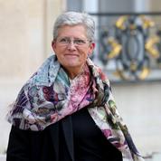 Ministre et médecin, Geneviève Darrieussecq renfile la blouse