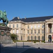 «Matrimoine» contre patrimoine: à Rouen, la mairie féminise l’espace public à marche forcée