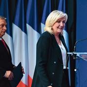 En Hongrie, Marine Le Pen cherche à peaufiner sa stature présidentielle