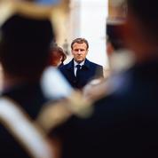 Emmanuel Macron face au flou d’une campagne incertaine