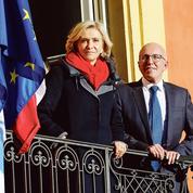 Présidentielle: Éric Ciotti et Valérie Pécresse affichent leur unité avec des symboles