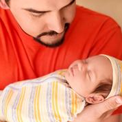 30 % des hommes ne prennent pas leur congé paternité