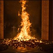 Notre-Dame brûle :«Cela a été dur de revoir ces images»
