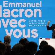 Présidentielle 2022: le programme d’Emmanuel Macron déjà sous le feu des critiques