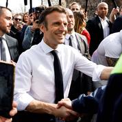 À Dijon, Macron entre de plain-pied dans la campagne présidentielle