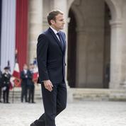 Emmanuel Macron face au défi du surendettement