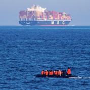 Migrants: à Douvres, 220 embarcations saisies depuis janvier