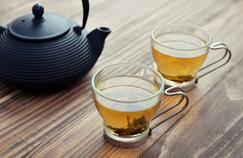 Boire du thé tous les jours réduirait le risque de glaucome