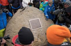 Une plaque pour marquer la disparition d’un glacier islandais