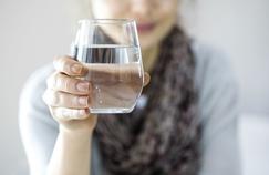 Hydratation: pourquoi boire suffisamment d’eau est nécessaire?