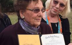Une arrière-grand-mère décroche son bac à 93 ans