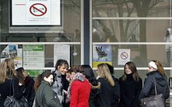 Matignon maintient l’interdiction de fumer dans les collèges-lycées