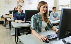 Oxford lance une bourse pour inciter les filles à étudier l’informatique