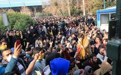 Iran&nbsp;: ces vagues de contestation lancées par des mouvements étudiants