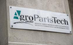 Des étudiants bloquent un site d’AgroParistech pour empêcher sa privatisation