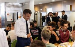 La réforme du lycée professionnel sera «très progressive», annonce Emmanuel Macron