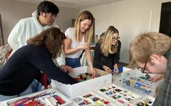 À Nancy, les étudiants de l’ICN jouent aux Lego pour développer leur créativité