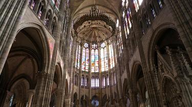 Annie Genevard et Philippe Gosselin: «S’en prendre à une église, c’est tourner le dos à l’Histoire de France»