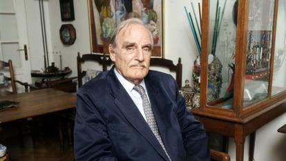 Gabinet Jeana Raspaila był muzeum jego życia, łączącym modele statków, figurki generałów Wandyjczyków, pamiątki z podróży ...