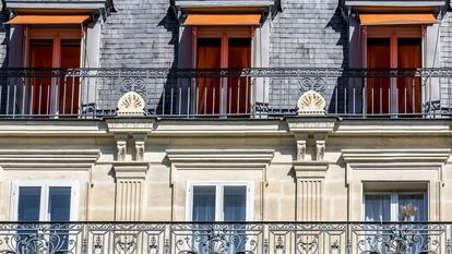 Ce dispositif, autorisé à titre temporaire, permet de réaliser, sans contact physique, des opérations qui requièrent impérativement un acte authentique.