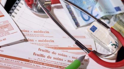 Le contexte auquel est confronté la France depuis la mi-mars rend toute projection de dépenses et d’économies incertaine mais l’Assurance-maladie a repéré plusieurs postes qui pourraient être améliorés en 2021.