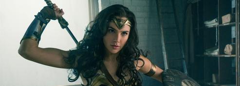 Patty Jenkins révèle les premières images et la nouvelle tenue de Wonder Woman