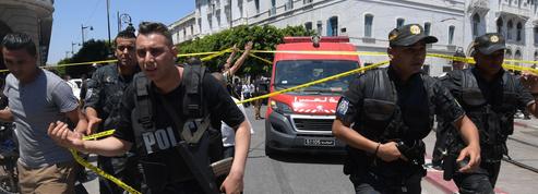 Tunis: deux attentats suicide contre la police revendiqués par Daech