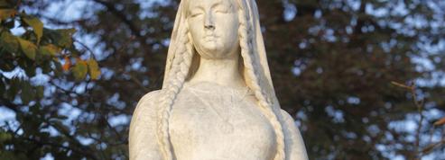 Sainte Geneviève, premier maire de Paris, de Geneviève Chauvel: une sainte gauloise face aux barbares