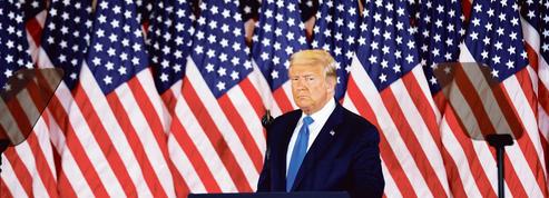 Présidentielle américaine: distancé dans les urnes, Trump choisit la voie du conflit