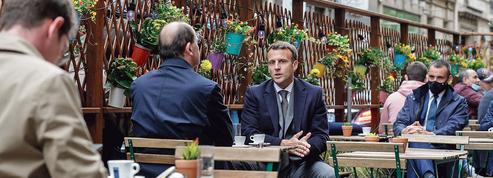 Macron se met au diapason du pays