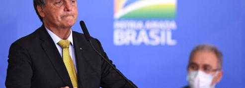 Bolsonaro éclaboussé par le scandale du «vaccinagate»